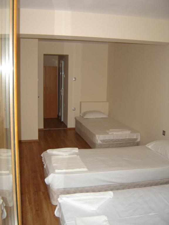 Central Park Family Hotel Kavarna Habitación foto