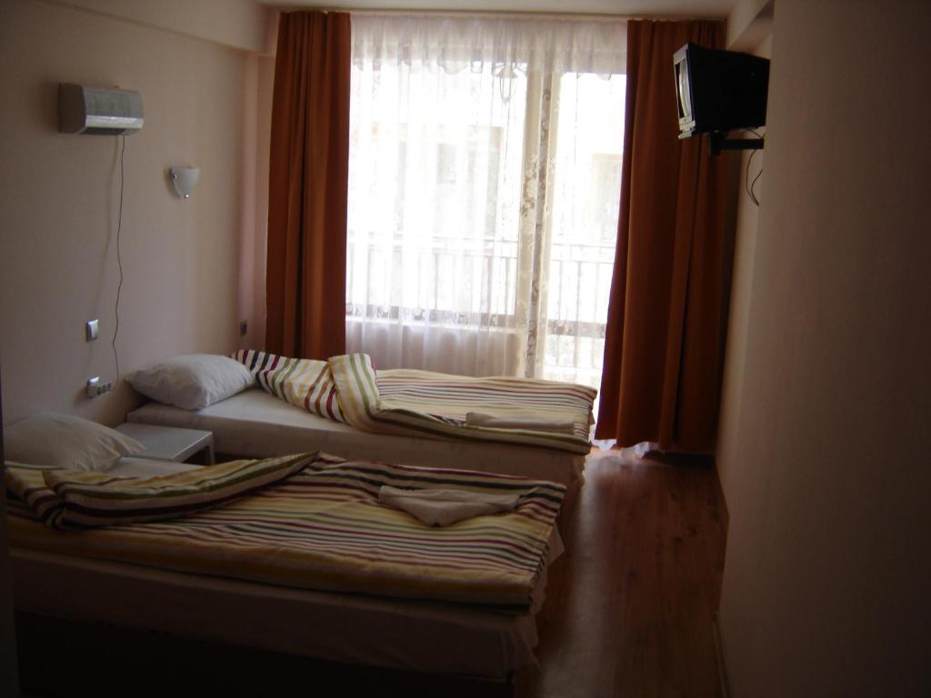 Central Park Family Hotel Kavarna Habitación foto
